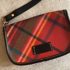 SALE!  Dooney & Bourke wristlet 👛